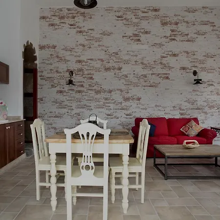 Caserio Leandro Iii Mácher