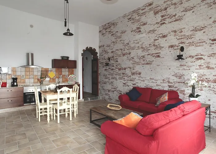 Caserio Leandro Iii Mácher